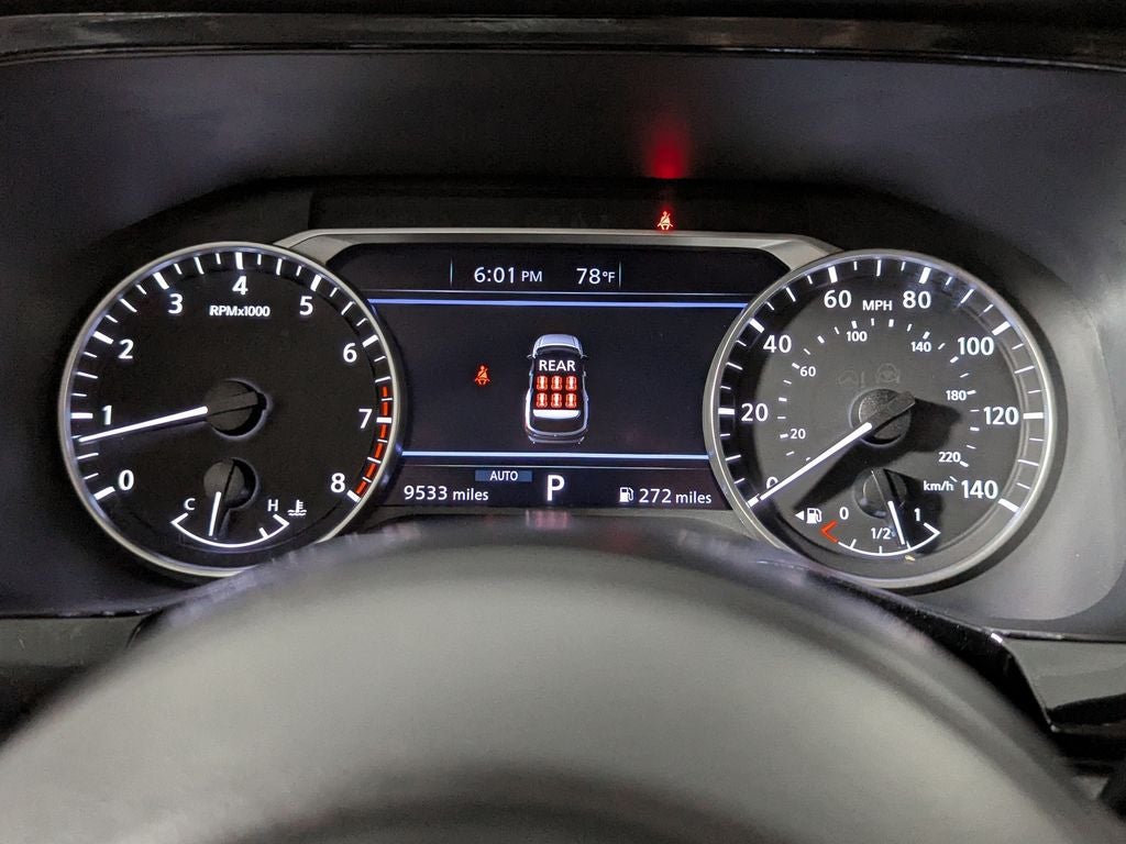 2025 Nissan Pathfinder SV