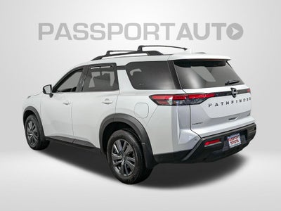 2025 Nissan Pathfinder SV