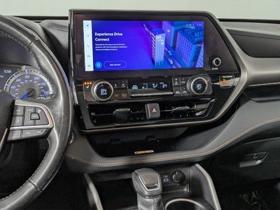 2023 Toyota Highlander Hybrid Bronze Edition