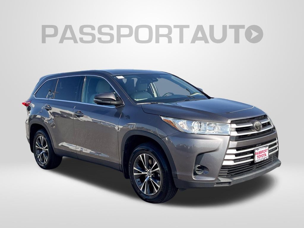 2019 Toyota Highlander LE