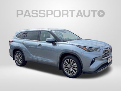2021 Toyota Highlander Hybrid Platinum