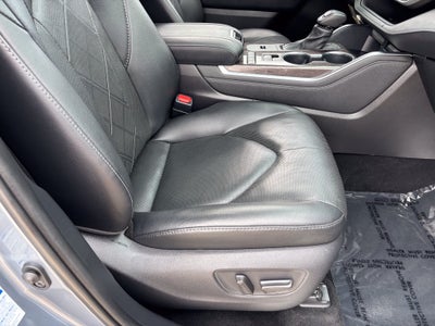 2021 Toyota Highlander Hybrid Platinum