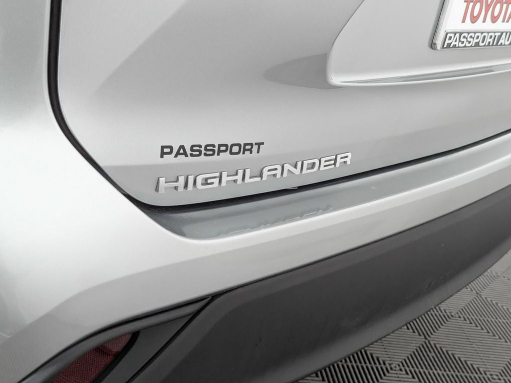 2023 Toyota Highlander LE