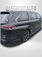 2021 Toyota Sienna XSE 7 Passenger