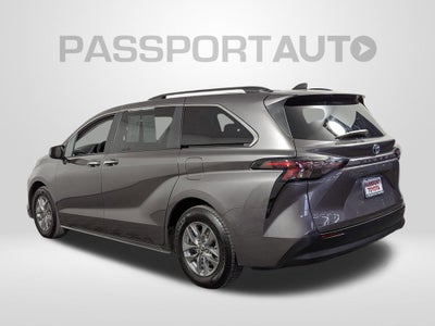 2024 Toyota Sienna XLE 8 Passenger