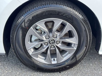 2026 Toyota Sienna XLE 8 Passenger