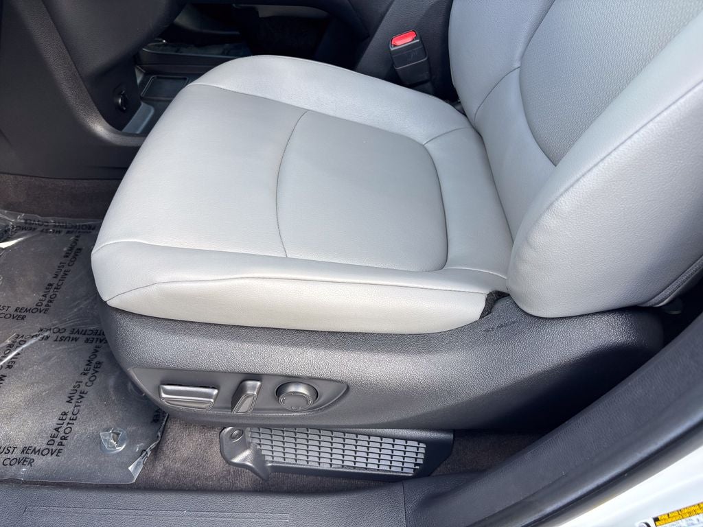 2026 Toyota Sienna XLE 8 Passenger