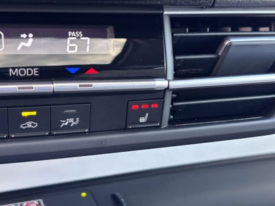 2026 Toyota Sienna XLE 8 Passenger