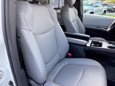 2026 Toyota Sienna XLE 8 Passenger