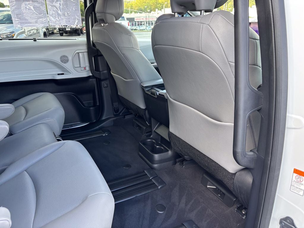 2026 Toyota Sienna XLE 8 Passenger