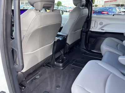 2026 Toyota Sienna XLE 8 Passenger