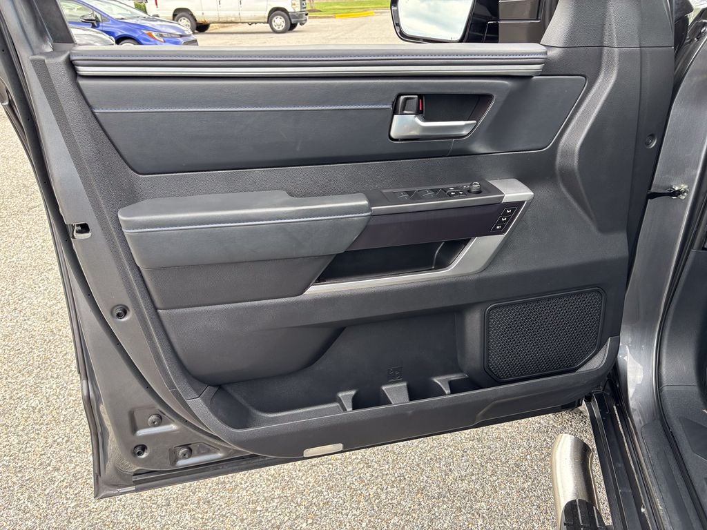 2023 Toyota Tundra Platinum