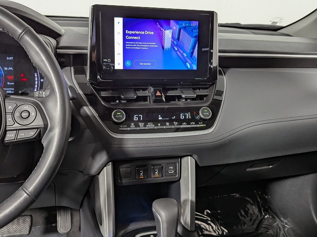 2023 Toyota Corolla Cross XLE