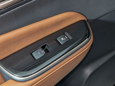 2025 Toyota Crown Signia XLE