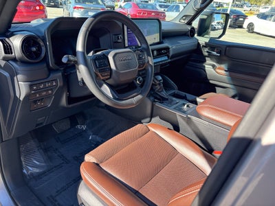 2025 Toyota Land Cruiser 4WD