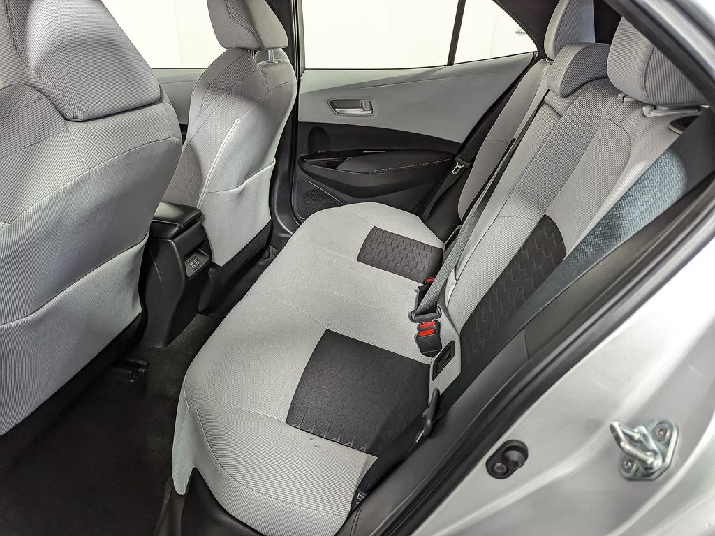 2023 Toyota Corolla Hatchback SE